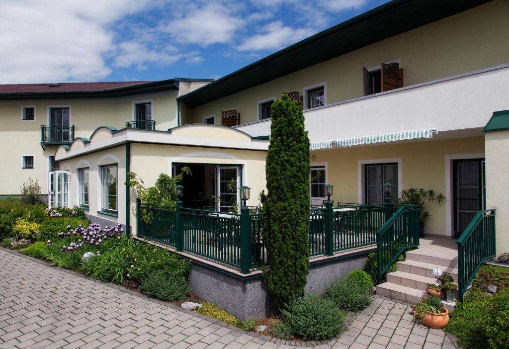 Landhaus Pannonia Mörbisch am See Extérieur photo